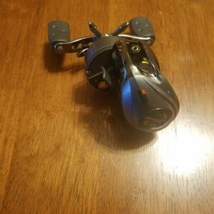 ABU  GARCIA FISHING REEL  ORA AS 8 BEARINGS