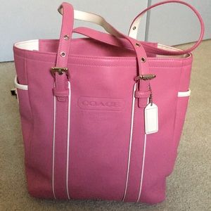Coach bag Pink leather with white leather trim