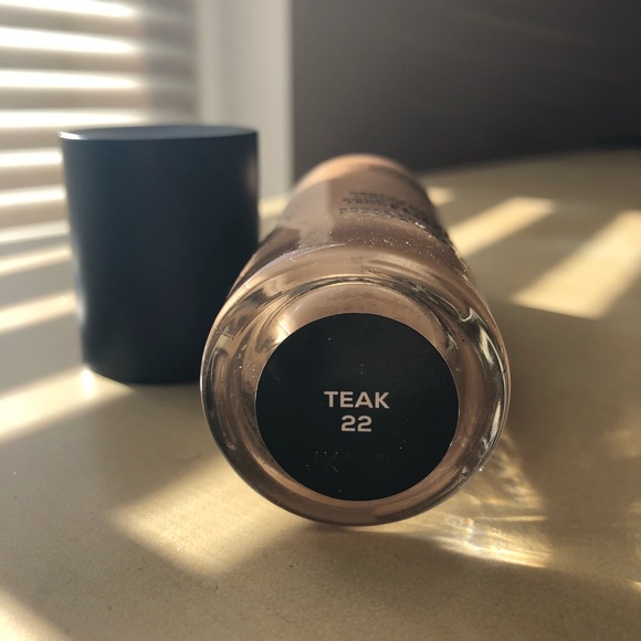 bareMinerals BarePro Foundation in Teak 24 HR - Picture 2 of 4