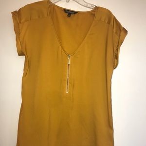 EXPRESS Zip Front Top