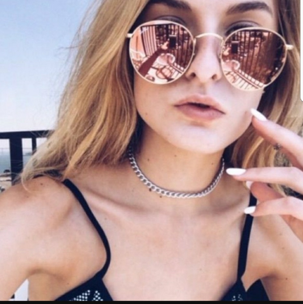 🖤PRICE FIRM🖤Ray ban rose gold mirrored rounds