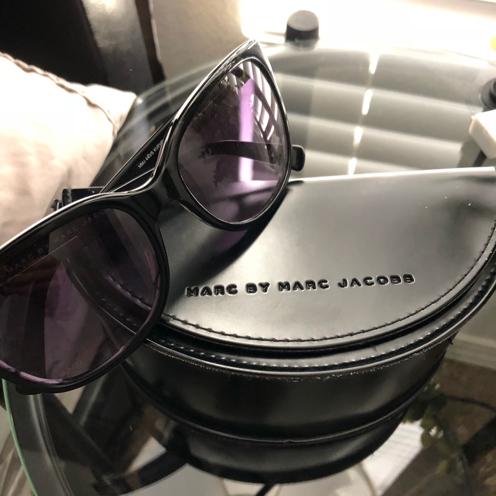 Marc by Marc Jacobs sunnies