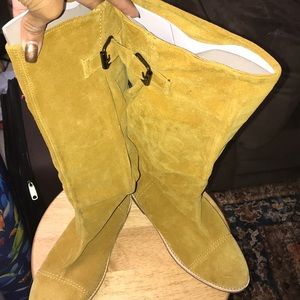 Yellow suede boots
