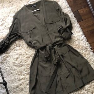 NEVER WORN EXPRESS Shirt Dress