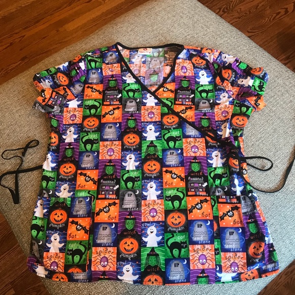 Halloween Scrub Top
Size: XL
POOS - Picture 1 of 1