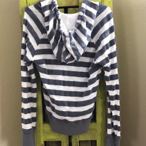 Twisted Heart gray/wt stripe hood zip sweatshirt - Picture 5 of 5