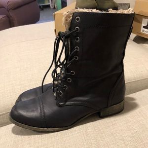 MIA combat boots