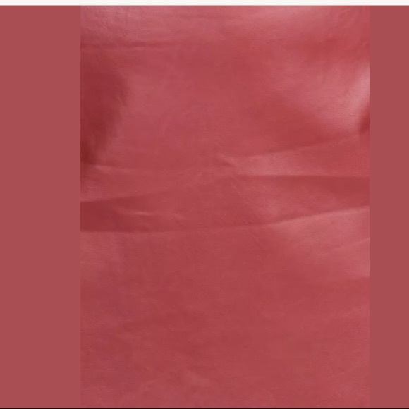 ❤️ Plus Red Faux Leather Fitted Pencil Skirt - Picture 5 of 5