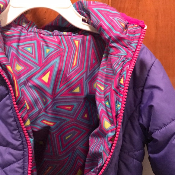 ❄️❄️☃️ ❌SOLD❌North Face Toddler Girl’s Winter Coat - Picture 3 of 5