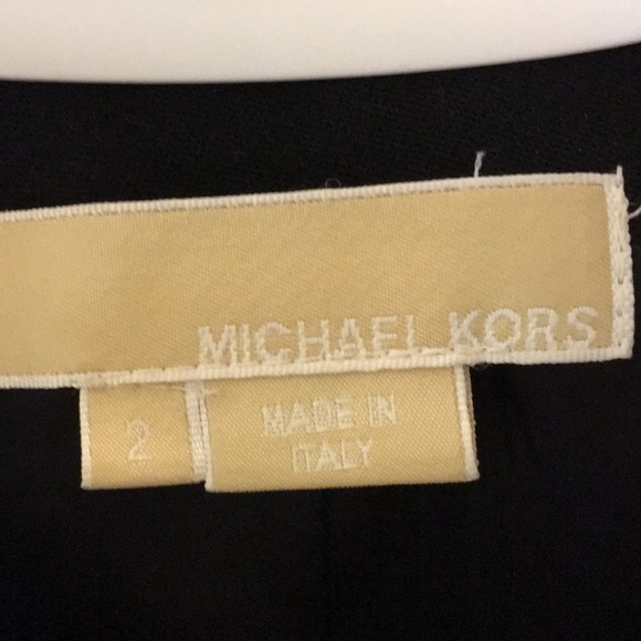 Blazer - Picture 2 of 4