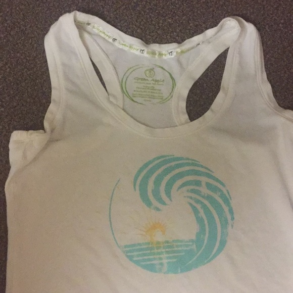 Greed Apple wave tank top M - Picture 1 of 3