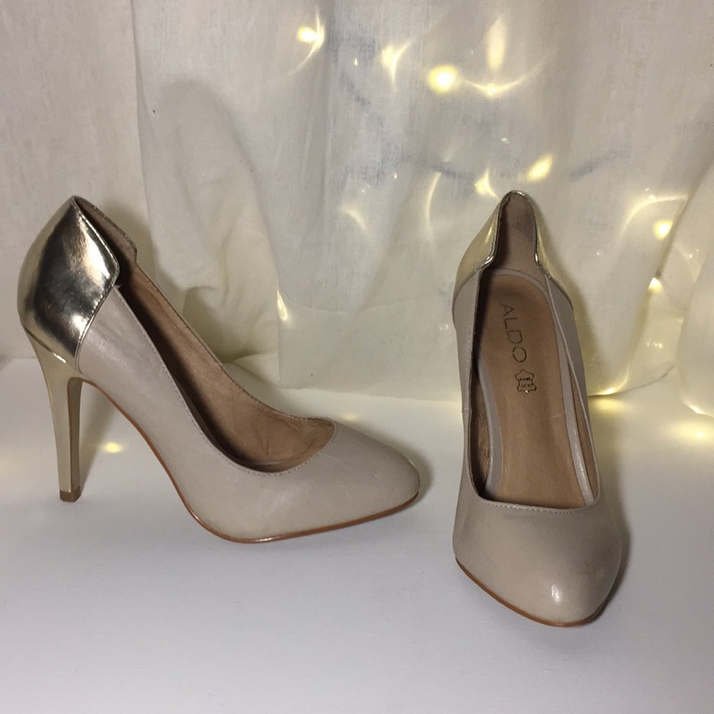 Size 7.5 Aldo heels