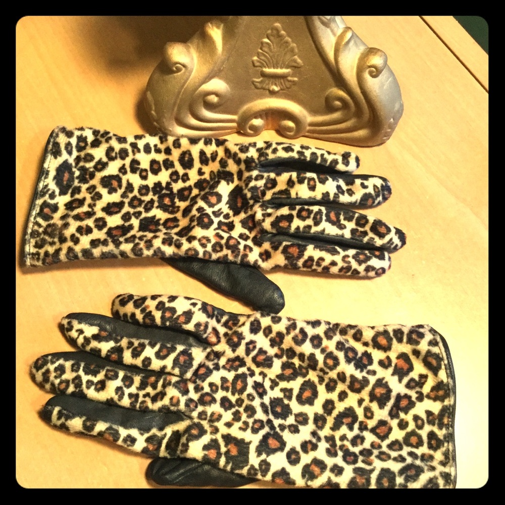 Worthington Leopard Print / Black Leather Gloves
