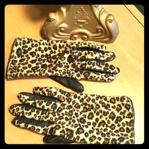 Worthington Leopard Print / Black Leather Gloves
