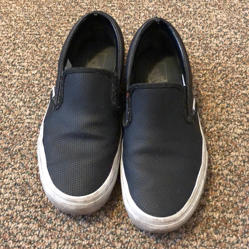 women’s black leather vans