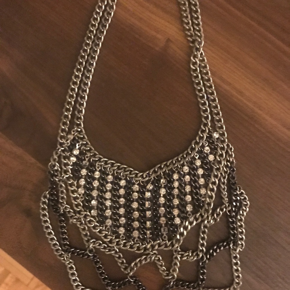 Statement necklace