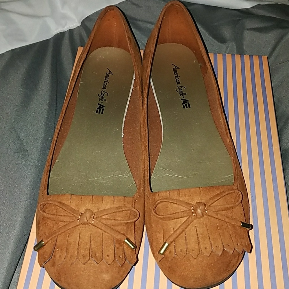 LAST CHANCE - American Eagle moccasins