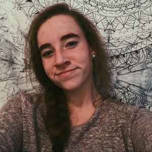 Meet your Posher, Mae