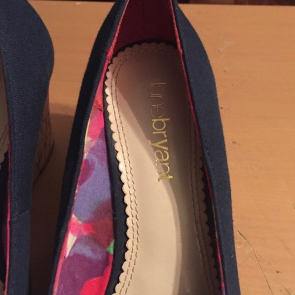 Lane Bryant “Denim” Navy Wedges - Picture 3 of 4