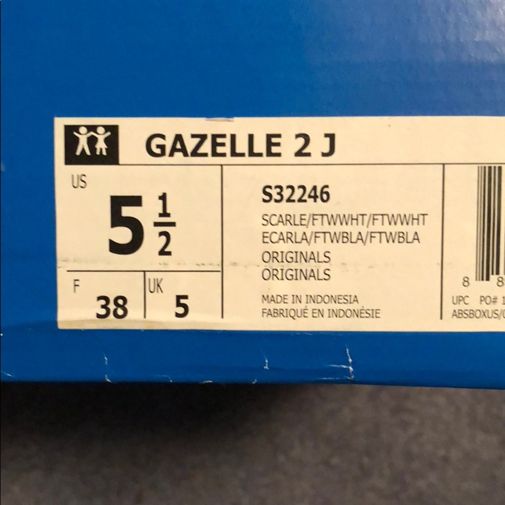 LAST PAIR! NEW Adidas Red Gazelle Trainers - Picture 5 of 7