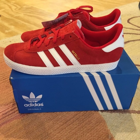 LAST PAIR! NEW Adidas Red Gazelle Trainers - Picture 3 of 7