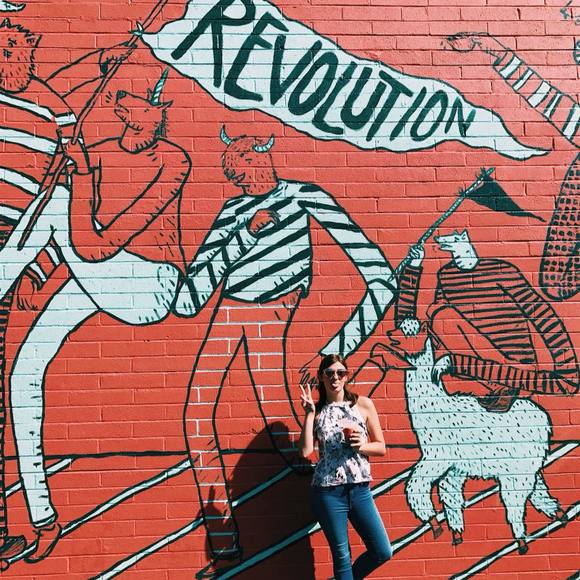 Meet your Posher, Chloe - Picture 1 of 1