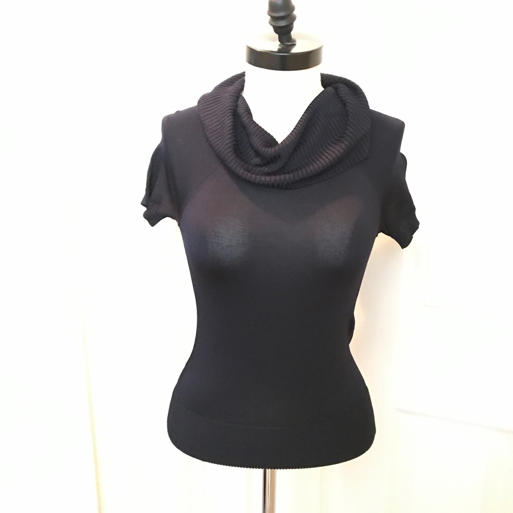 🎉 3 for $20 sale - NWOT Ann Taylor cowl neck top