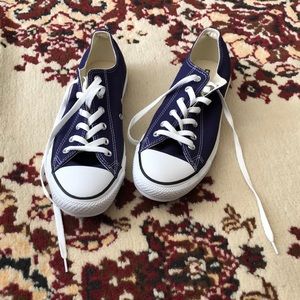 CONVERSE-men’s 8 NEW