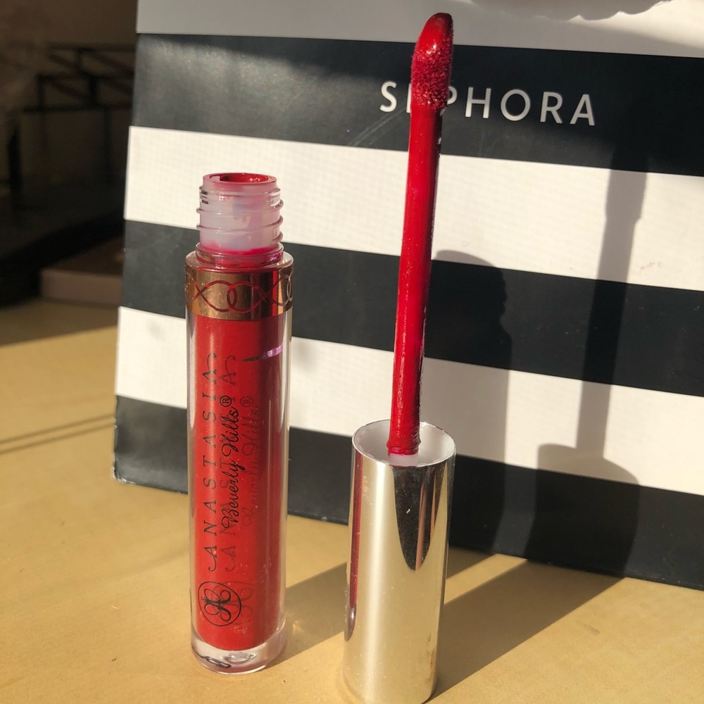 Anastasia Liquid Lipstick in Sarafine