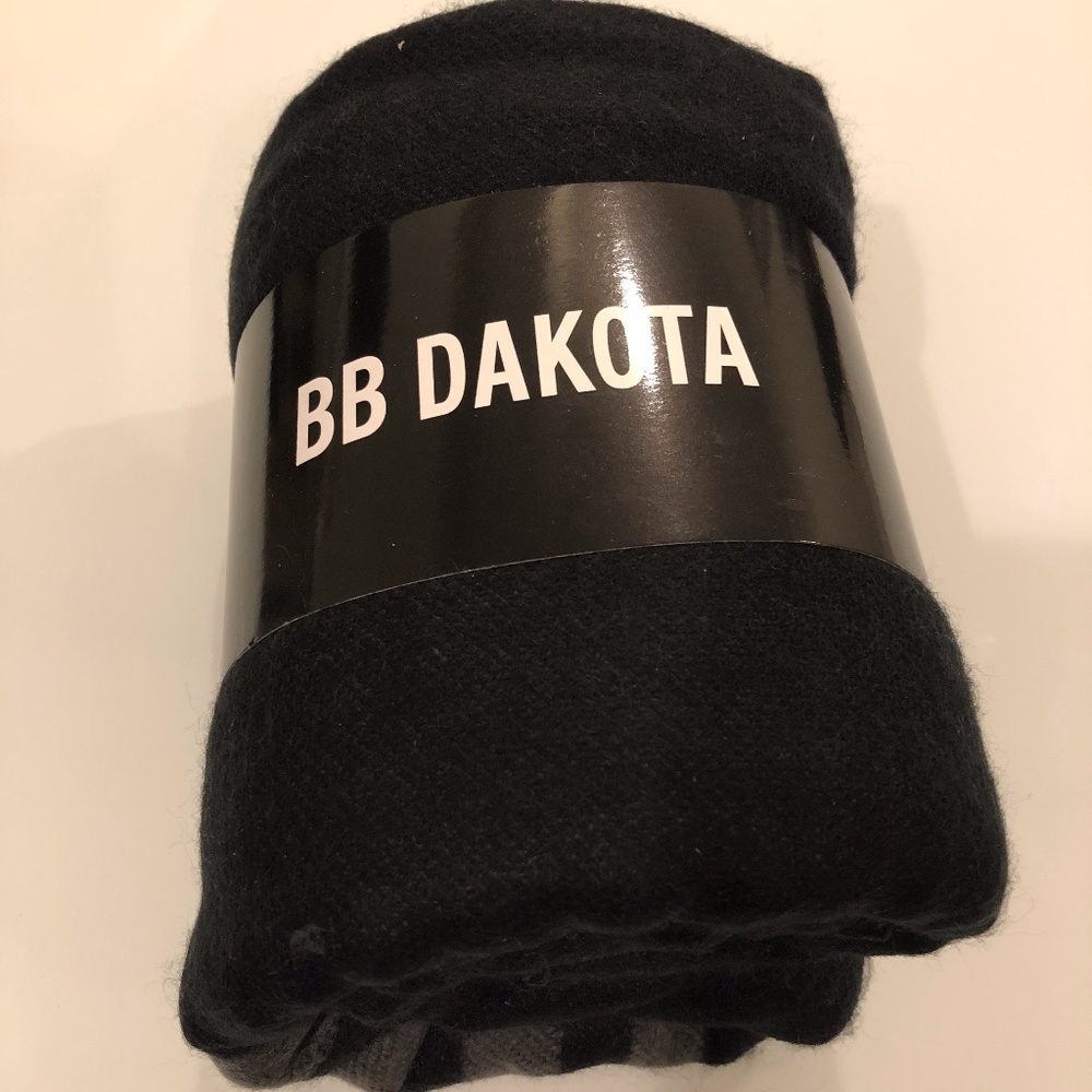 BB Dakota Poncho