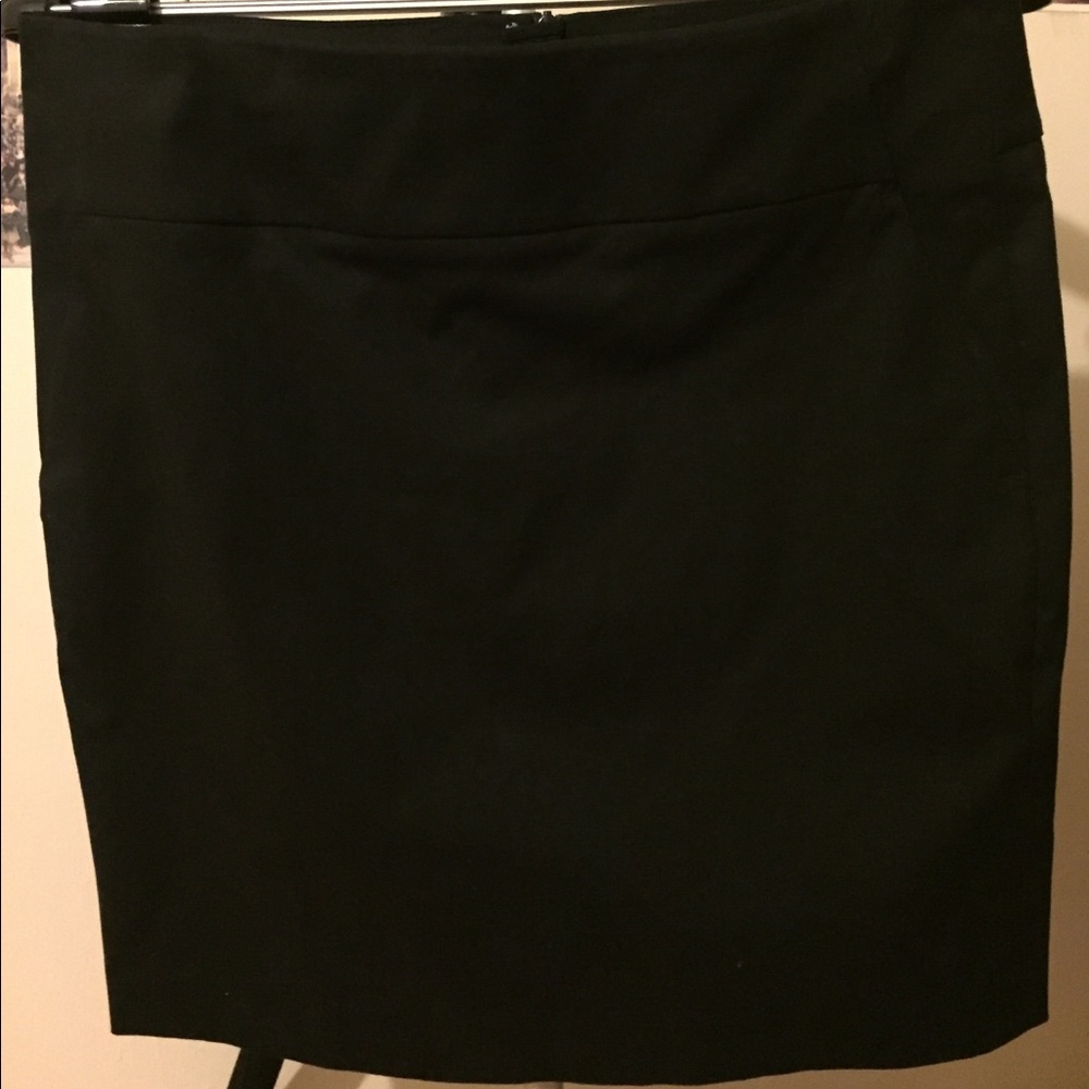 NWT Ann Taylor black skirt