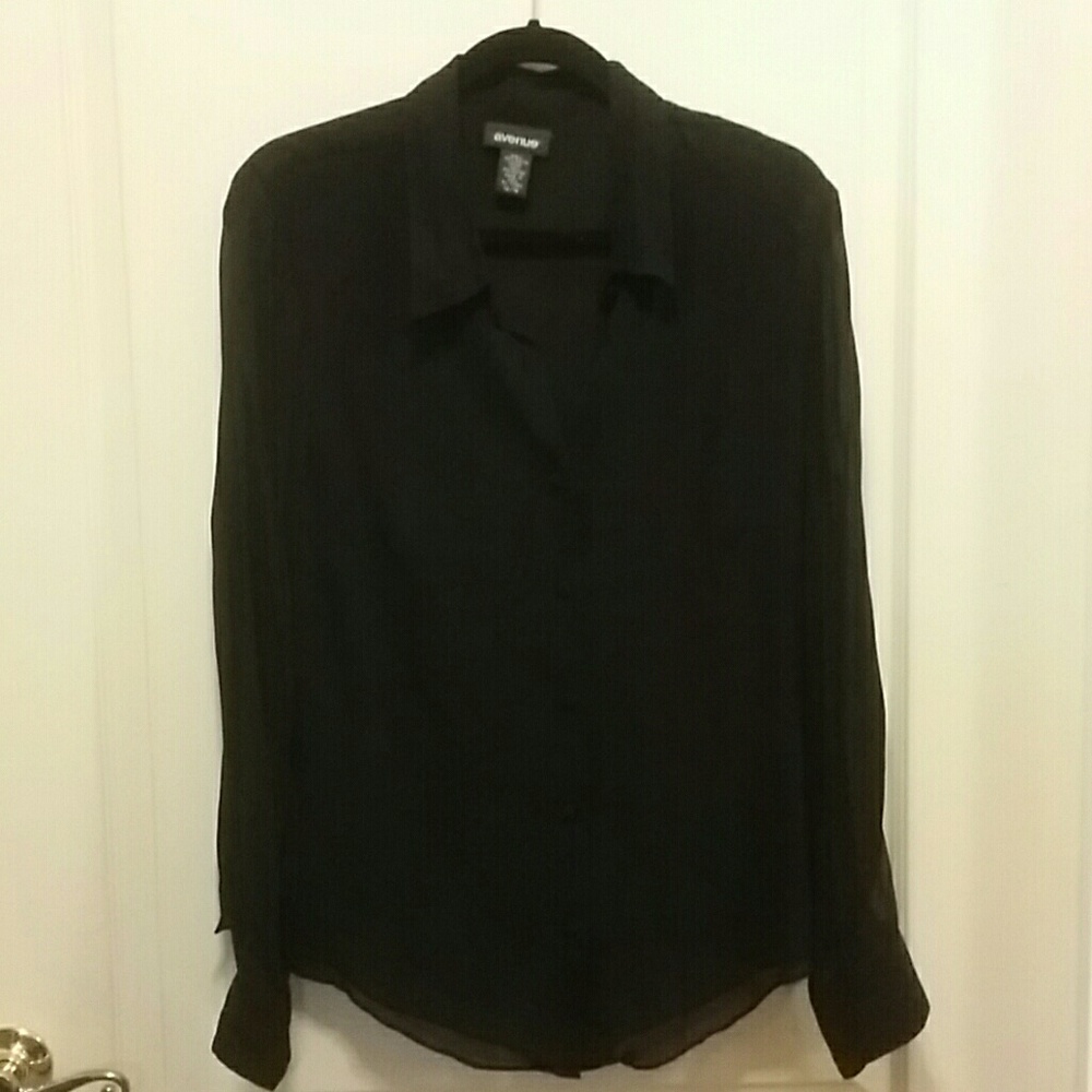 Beautiful Black dual panel blouse  * Price Frim*