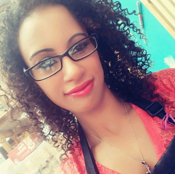 Meet your Posher, Katelynne - Picture 1 of 1