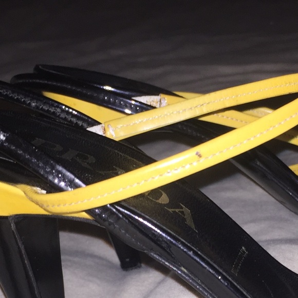 Prada heels - Picture 5 of 8