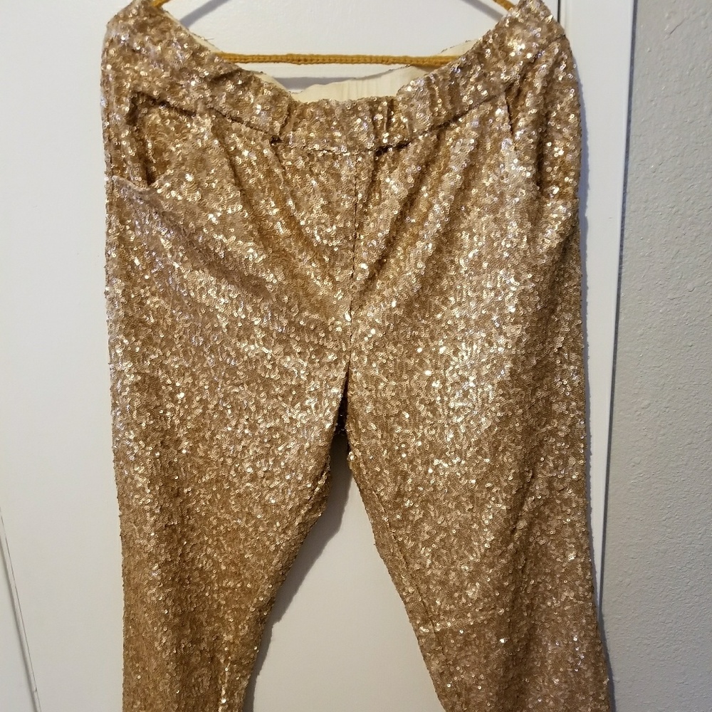 Free People Gold Sequin jogger style pants!