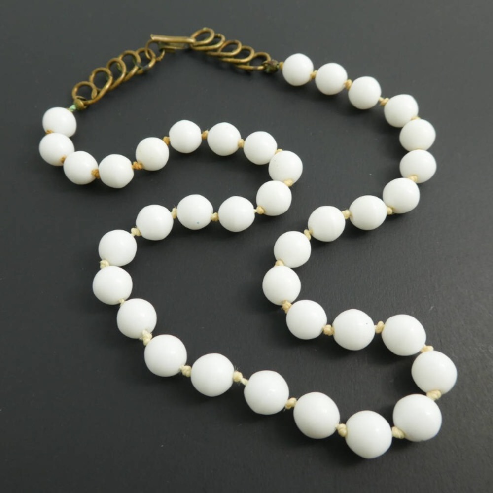 Vintage Milk Glass Necklace