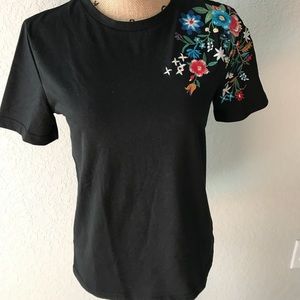 🆕 Zara Embroidered T-shirt