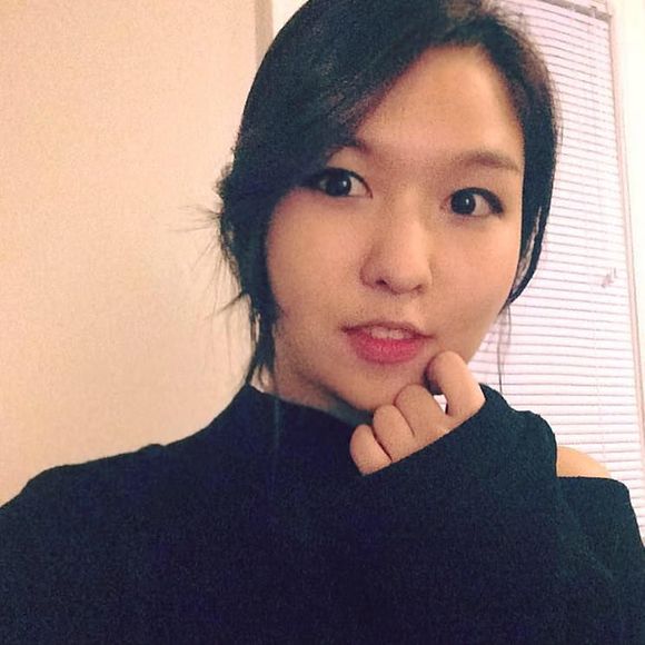 Meet your Posher, Junghwa - Picture 1 of 1