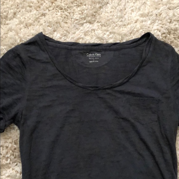 Calvin Klein Performance Tee - Picture 2 of 4