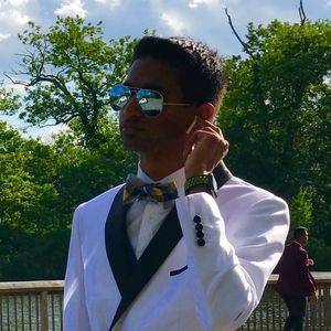 Meet your Posher, Nikhil