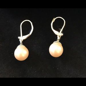 Ann Taylor pearl earrings silver & pearl
