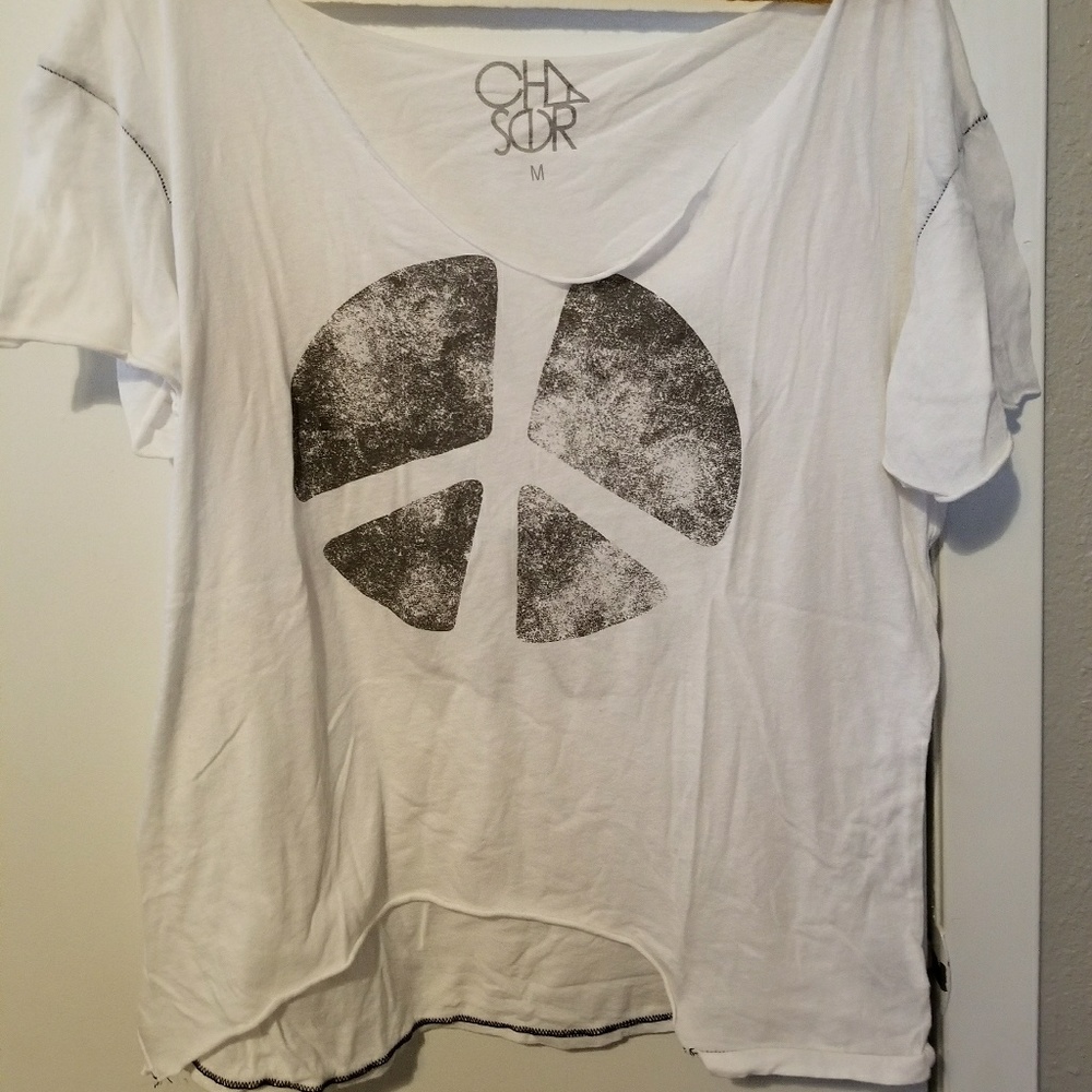 Chaser SS peace sign tee