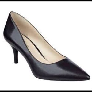 Nine West Margot Pumps - size 7