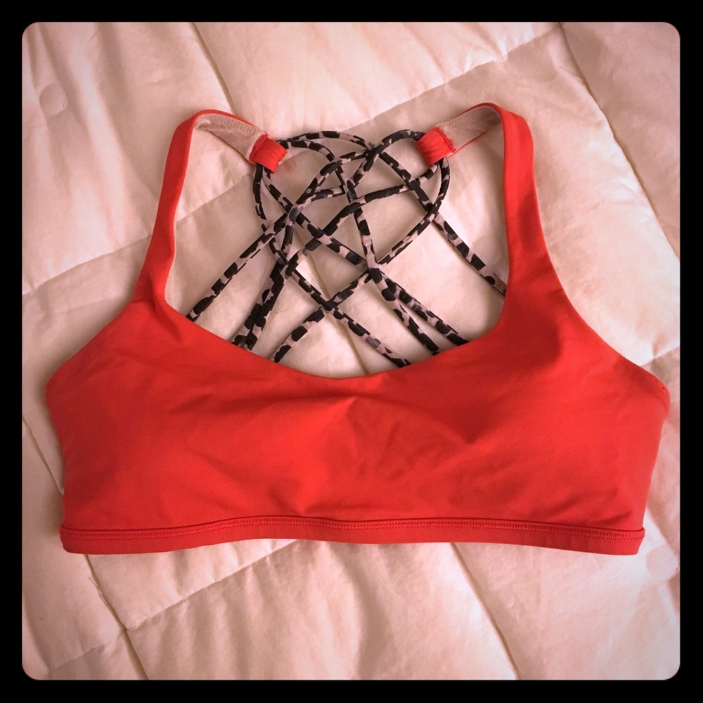 Lululemon Free to be Wild Sports bra size 8