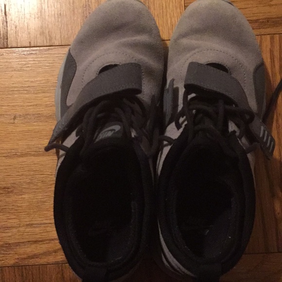 Nike Sb shoes - Picture 2 of 2