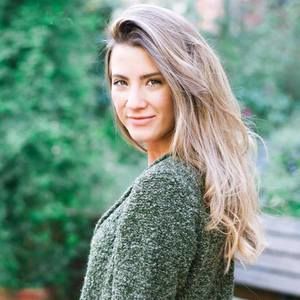 Meet your Posher, Christiana