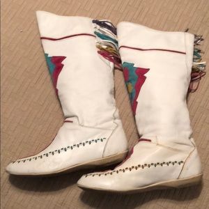 Traded LJ Simone 80s boots