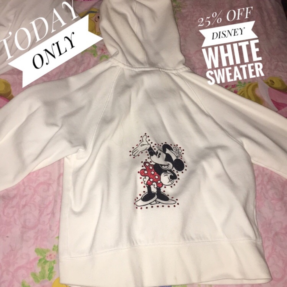 Wait disney world Mickey Mouse white sweater