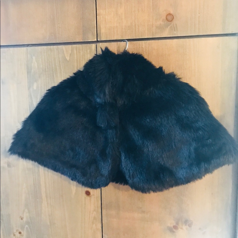 HM Faux Fur Cape NWT