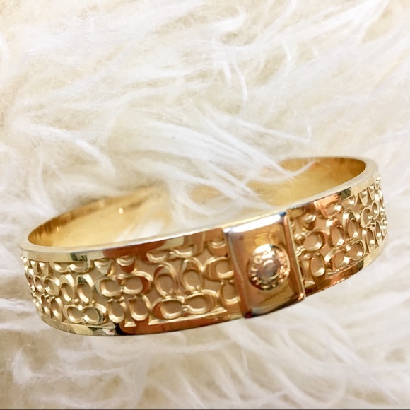 Coach ❦ Authentic Gold Signature Coach Bangle - Picture 4 of 8